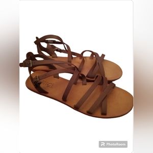 Rouge! Strapped Two Buckle Sandal Brown